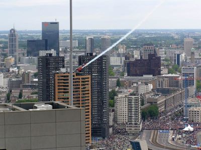 Foto 81 uit red bull air race r.dam