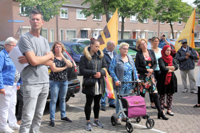 Foto 34 uit Petitie Apotheek11-6