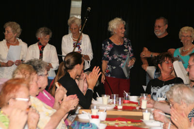 Foto 74 uit Ouderen4Daagse8_6