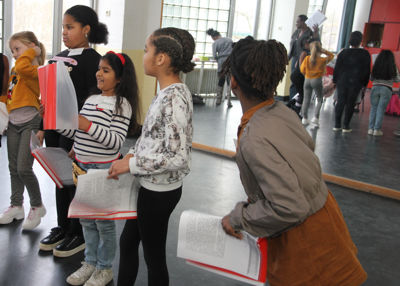 Foto 28 uit Meiden Zangkoor