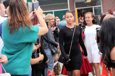 Foto 44 uit RegenboogEindFeest