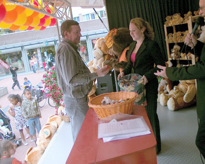 Foto 67 uit berenactie wc.b.w07