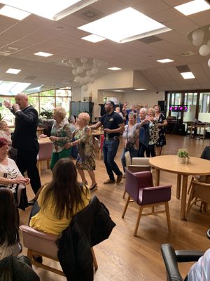 Foto 33 uit Feest in IJsselburgh