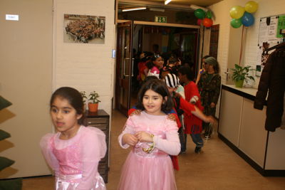 Foto 97 uit RKregenboogcarnaval