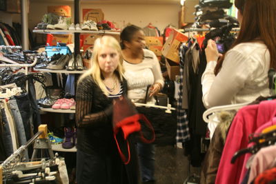 Foto 28 uit InterviewKledingbank