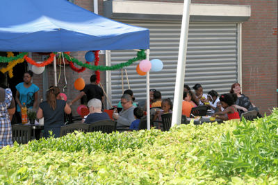 Foto 93 uit Schoonmaakdag20_4_11