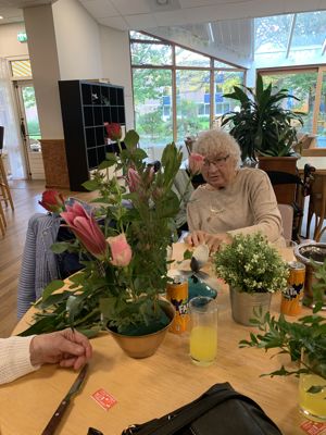 Foto 36 uit Bloenstukjes Maken