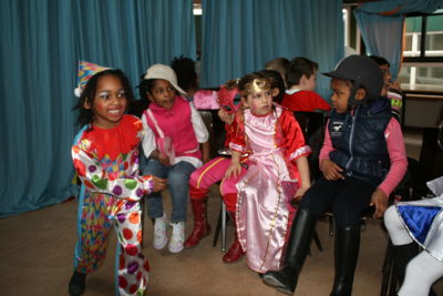 Foto 109 uit RKregenboogcarnaval