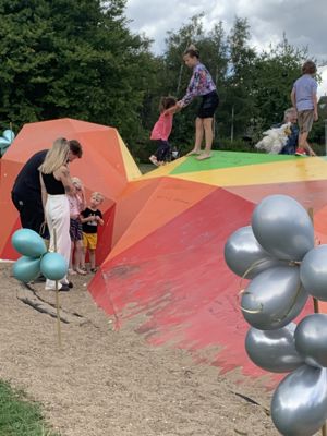 Foto 17 uit De Meeuw Vliegt Uit