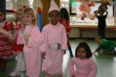 Foto 67 uit RKregenboogcarnaval