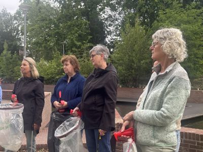 Foto 17 uit X-  Opruimactie Vrijwilligers Beverwaard 13-6-26
