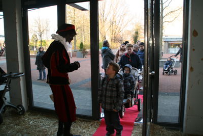 Foto 176 uit Sinterklaas30-11-12