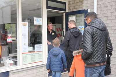 Foto 12 uit KoningsDag27-04-19