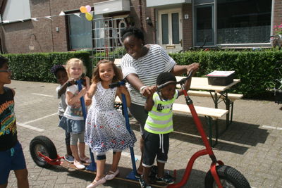 Foto 52 uit Buitenspeeldag08-06