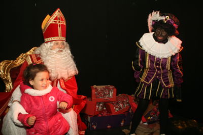 Foto 75 uit Sinterklaas30-11-12