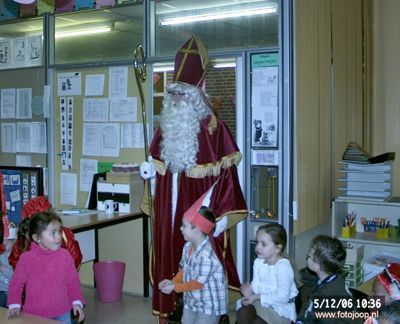 Foto 9 uit RK Regenboog