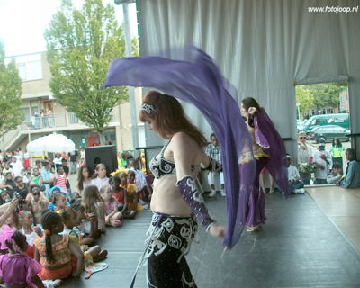 Foto 316 uit Carnaval 2007 b.w