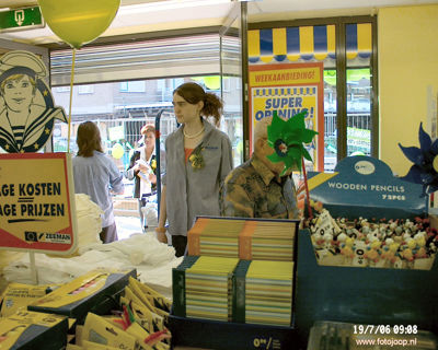 Foto 71 uit zeeman beverwaard