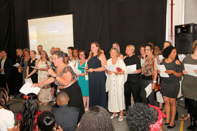 Foto 98 uit RegenboogEindFeest