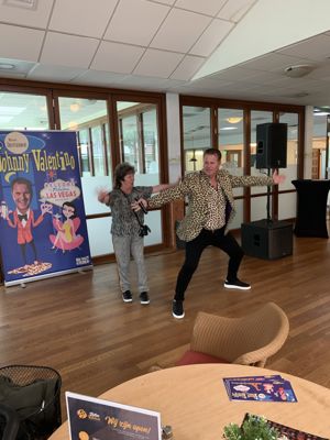 Foto 19 uit Johnie Valentino