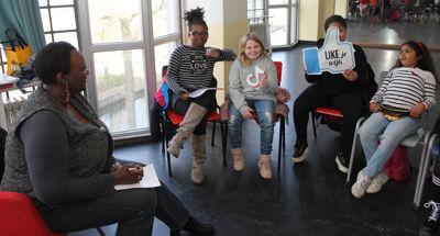 Foto 10 uit Meiden Zangkoor