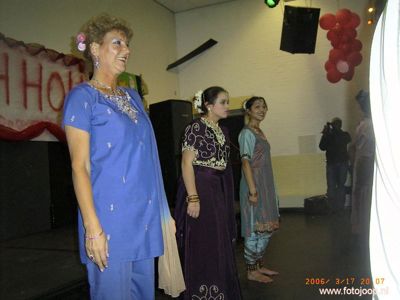 Foto 5 uit holi feest 2006 b.w