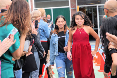 Foto 20 uit RegenboogEindFeest