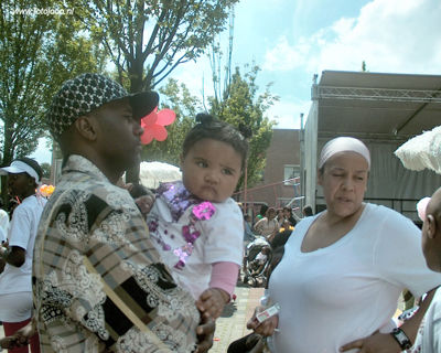 Foto 118 uit Carnaval 2007 b.w