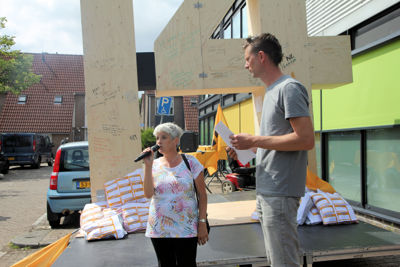 Foto 38 uit Petitie Apotheek11-6