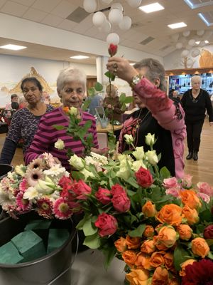 Foto 16 uit Bloenstukjes Maken