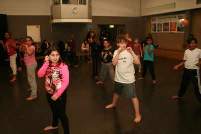 Foto 430 uit CardioKickBoxen4Kids