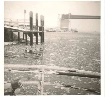 Foto 442 uit BRIENENOORDBRUG