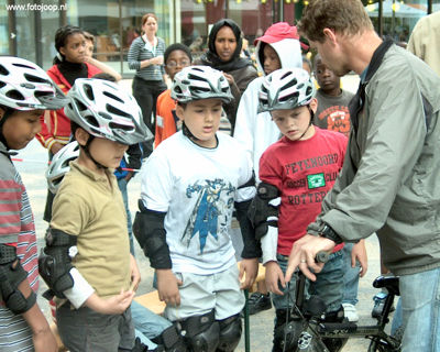 Foto 121 uit wijkfeest de dijk new