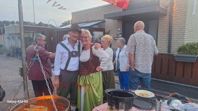Foto 44 uit X-26-9-26  BURENDAG AAN DE WALBURGPAD BEVERWAARD 