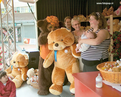 Foto 130 uit berenactie wc.b.w07