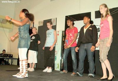 Foto 4 uit afscheidsfeestgroep8