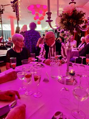 Foto 39 uit Ouderen Gala 6-5-22