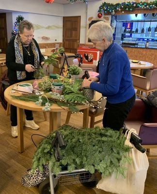 Foto 20 uit Kerststukjes Maken