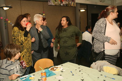 Foto 100 uit AZC BuffetInDe Focus