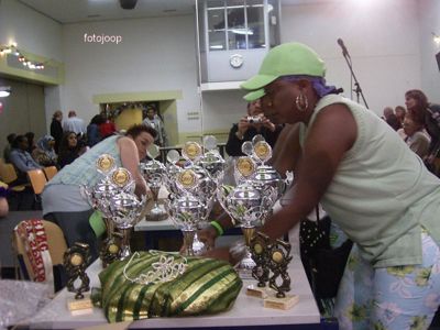 Foto 11 uit miss verkiezing 2005