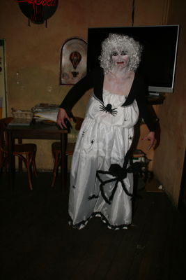 Foto 325 uit HaLLoWeeN29_10_11