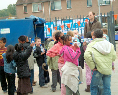 Foto 20 uit schoolsportplein07b.w