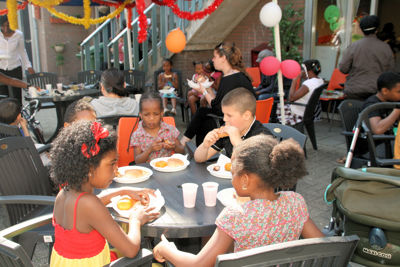 Foto 84 uit Schoonmaakdag20_4_11