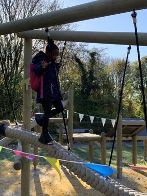 Foto 11 uit Opening Speelplaats