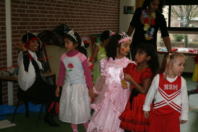 Foto 70 uit RKregenboogcarnaval