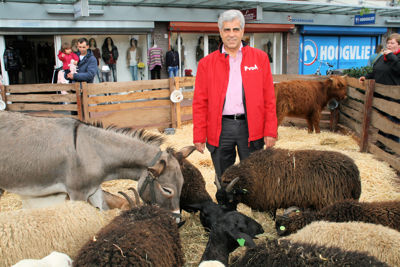 Foto 75 uit LikeJeWijkfeest14-9