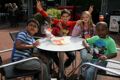 Foto 105 uit WijkFeest15_09_2012