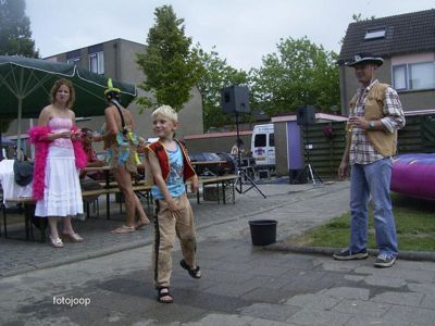 Foto 82 uit country feest 2005