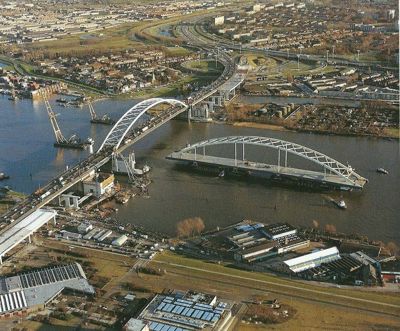 Foto 694 uit BRIENENOORDBRUG