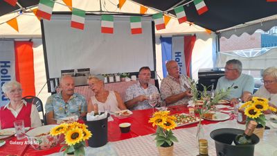 Foto 27 uit X-Italiaanse avond Walborgpad 16-8-2026